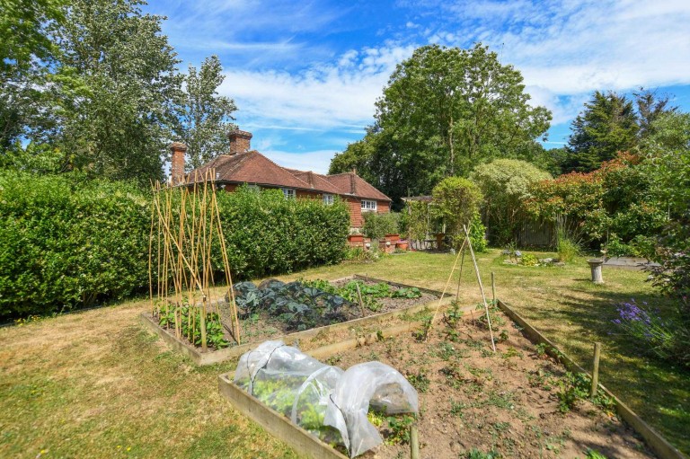 Images for Snagsmount, Lambden Road, Pluckley