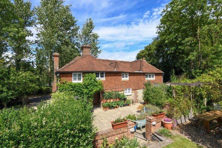 Images for Snagsmount, Lambden Road, Pluckley