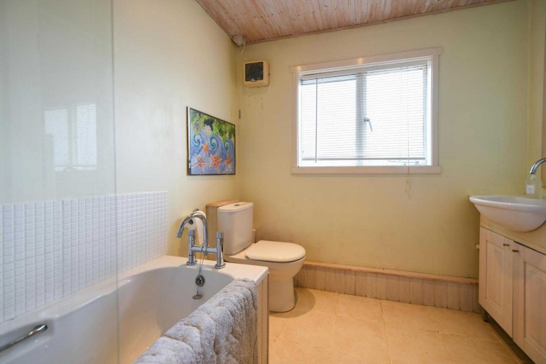 Images for Cedaracre, Smarden Road, Pluckley