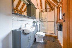 Images for Kennelling House, Kennelling Road, Stalisfield