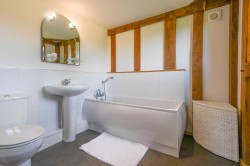 Images for Kennelling House, Kennelling Road, Stalisfield