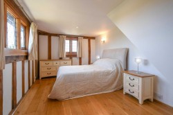 Images for Kennelling House, Kennelling Road, Stalisfield