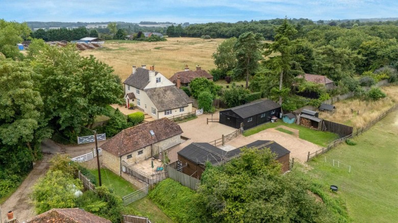 Click the photo for more details of Bolton Farmhouse, Rose Lane, Lenham Heath