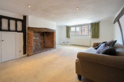 Images for Elizabethan Court, High Street, Charing