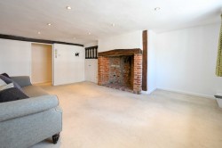 Images for Elizabethan Court, High Street, Charing