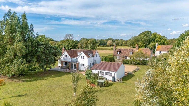 Images for Appletree Cottage, Kingsland Lane, Egerton