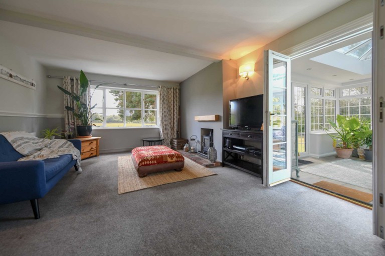 Images for Appletree Cottage, Kingsland Lane, Egerton