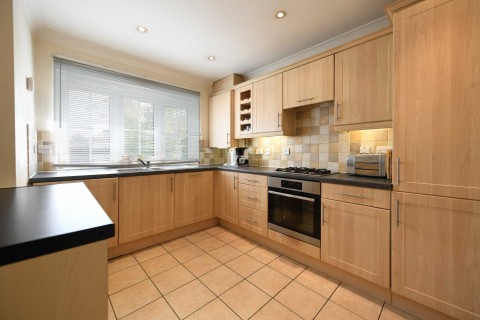 Click the photo for more details of Lenham Road, Headcorn
