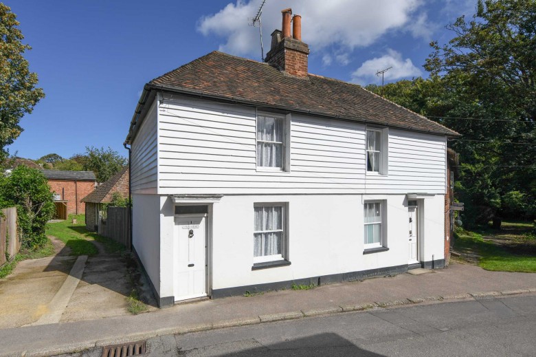 Click the photo for more details of Eliza Cottages, Old Ashford Road, Charing