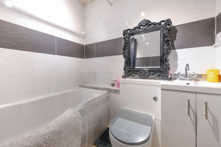 Images for Weald Court, Charing Hill, Charing