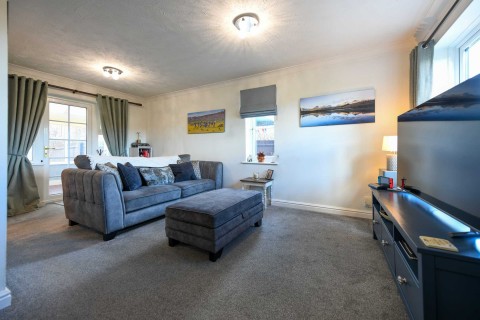 Click the photo for more details of The Pinnacles, St Mary's Island, Chatham