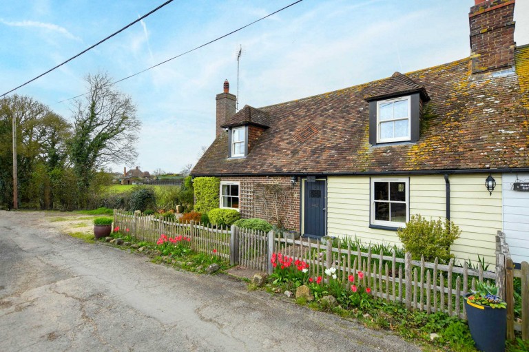 Images for Kingsland Cottages, Kingsland Lane, Egerton