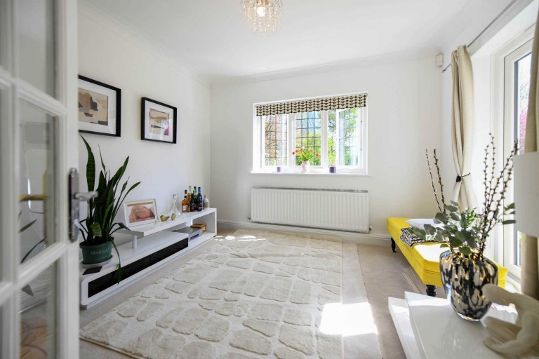 Images for Deringwood, Smarden Road, Pluckley