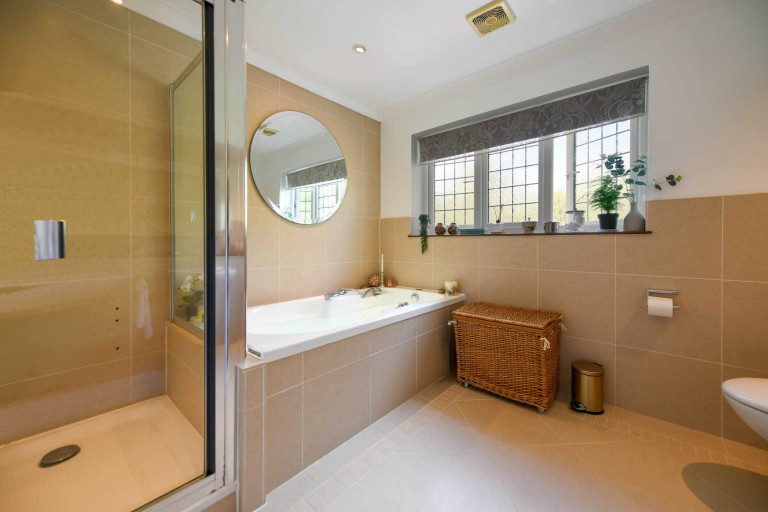 Images for Deringwood, Smarden Road, Pluckley