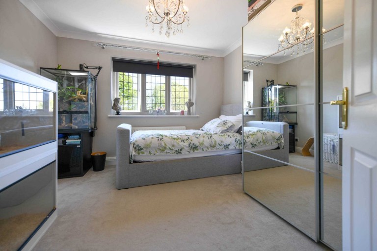 Images for Deringwood, Smarden Road, Pluckley
