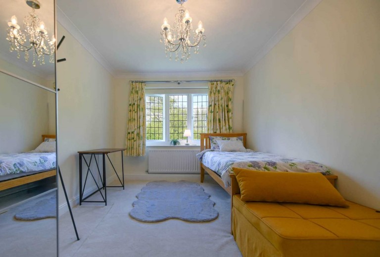Images for Deringwood, Smarden Road, Pluckley