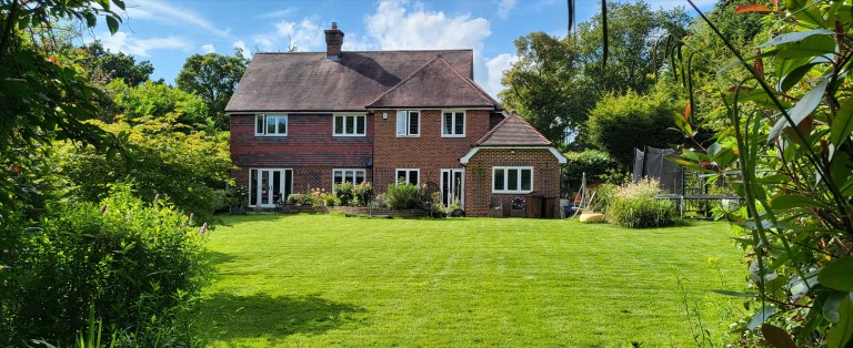 Images for Deringwood, Smarden Road, Pluckley