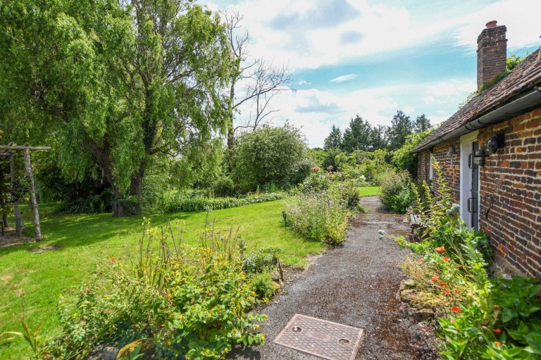 Images for Luckhurst, Smarden Road, Pluckley