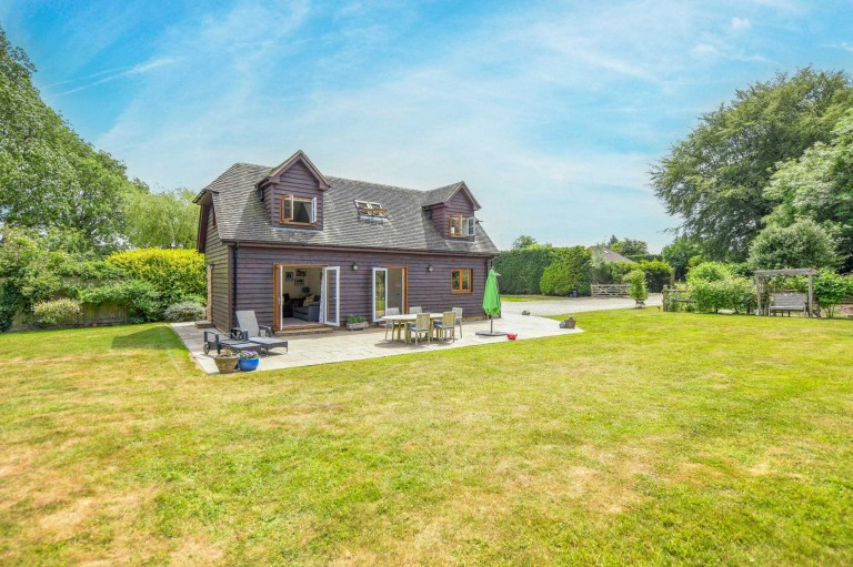 Images for Oak Tree Barn, Stalisfield Church Road, Charing