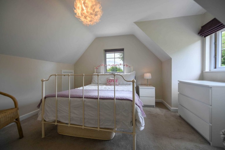 Images for Oak Tree Barn, Stalisfield Church Road, Charing