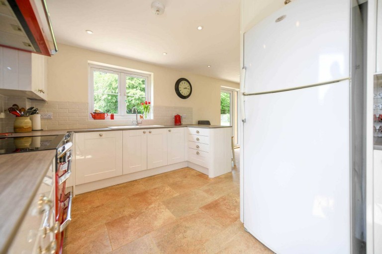 Images for Oak Tree Barn, Stalisfield Church Road, Charing