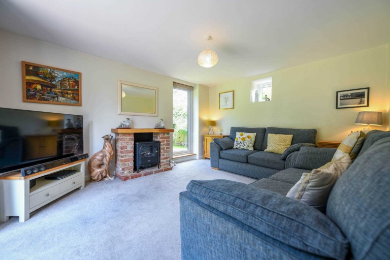 Images for Oak Tree Barn, Stalisfield Church Road, Charing