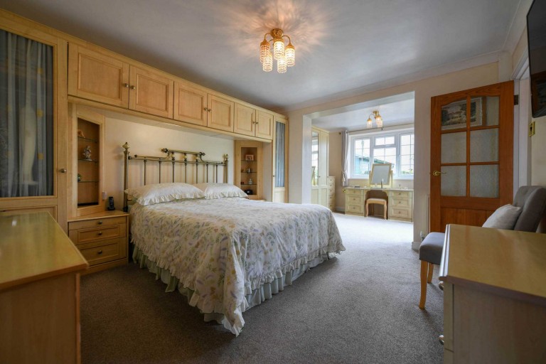 Images for Charing Lodge, Pett Lane, Charing