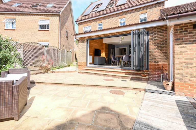 Images for Sweet Bay Crescent, Ashford