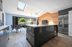 Images for Sweet Bay Crescent, Ashford