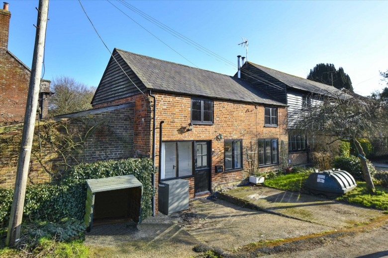 Click the photo for more details of Court Lodge Oast Cottage, Ashford