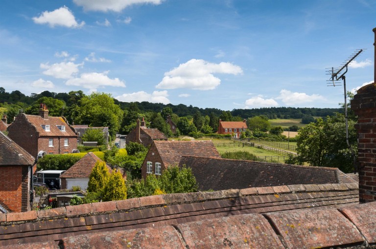 Images for Elizabethan Court, High Street, Charing