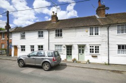Images for Winifred Cottage, 122 The Street, Newnham