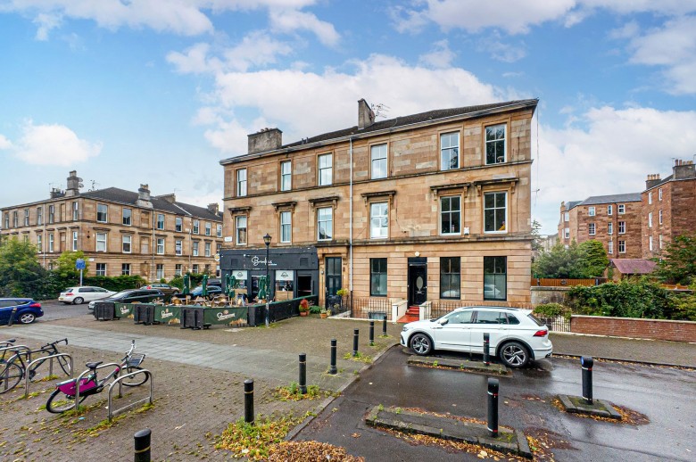 Click the photo for more details of Queens Park, Glasgow