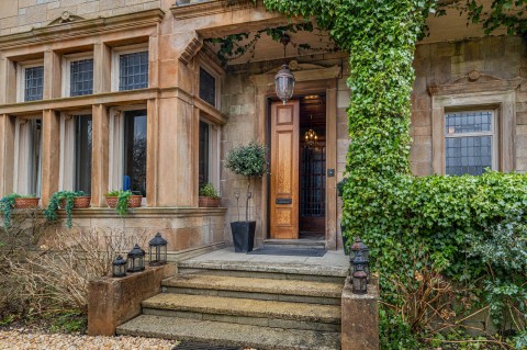 Click the photo for more details of Pollokshields, Glasgow