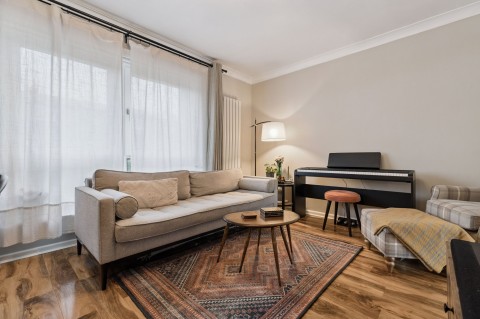 Click the photo for more details of Newlands, Glasgow