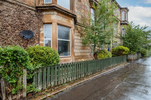 Click the photo for more details of Pollokshields, Glasgow