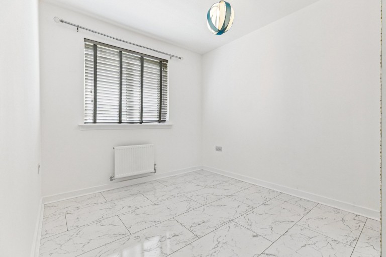 Images for Darnley, Glasgow