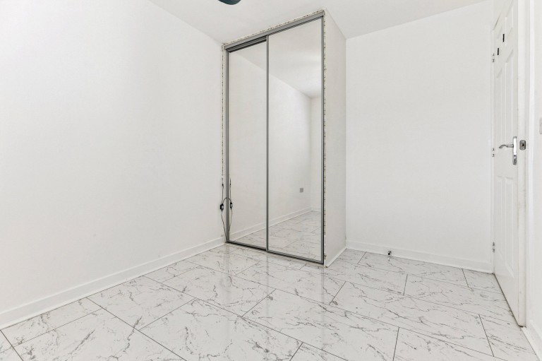 Images for Darnley, Glasgow
