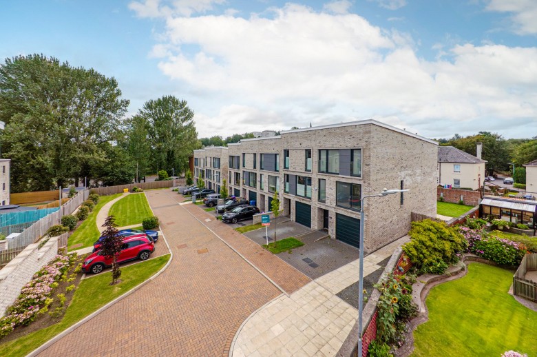 Click the photo for more details of Pollokshaws, Glasgow