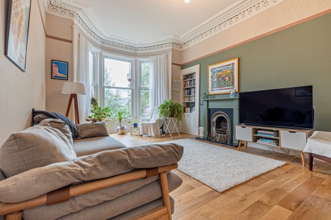 Click the photo for more details of Mount Florida, Glasgow