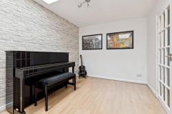 Images for Crookston, Glasgow