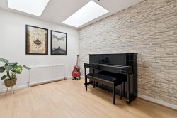 Images for Crookston, Glasgow