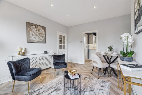 Click the photo for more details of Pollokshaws, Glasgow