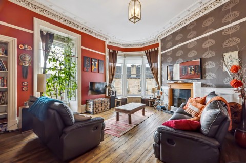 Click the photo for more details of Cathcart Road, Glasgow
