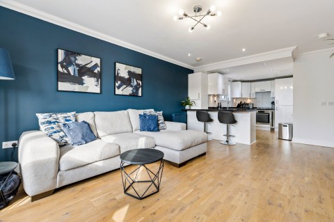 Click the photo for more details of Shawlands