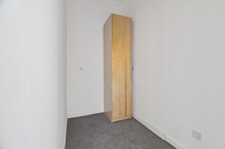 Images for Cessnock, Glasgow