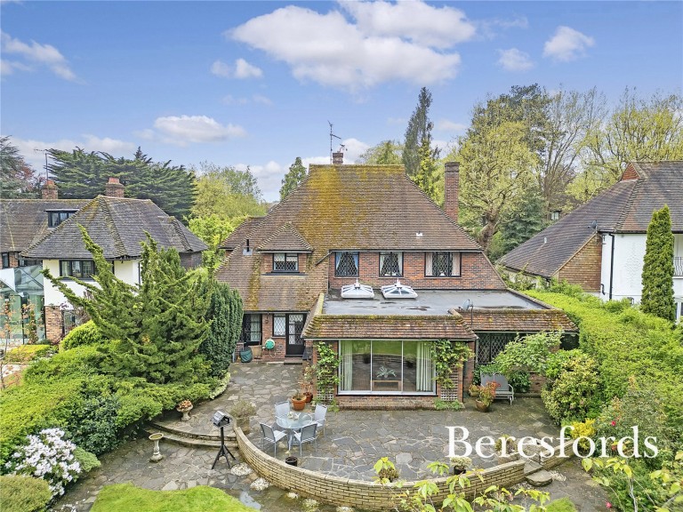 Images for Hutton Mount, Hutton, Essex