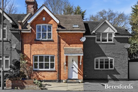 Click the photo for more details of Hutton, Brentwood, Essex