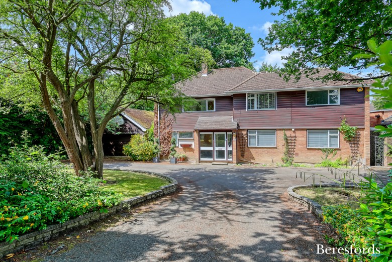 Click the photo for more details of Hutton, Brentwood, Essex