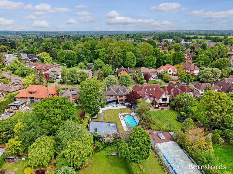 Images for Hutton Mount, Brentwood, Essex